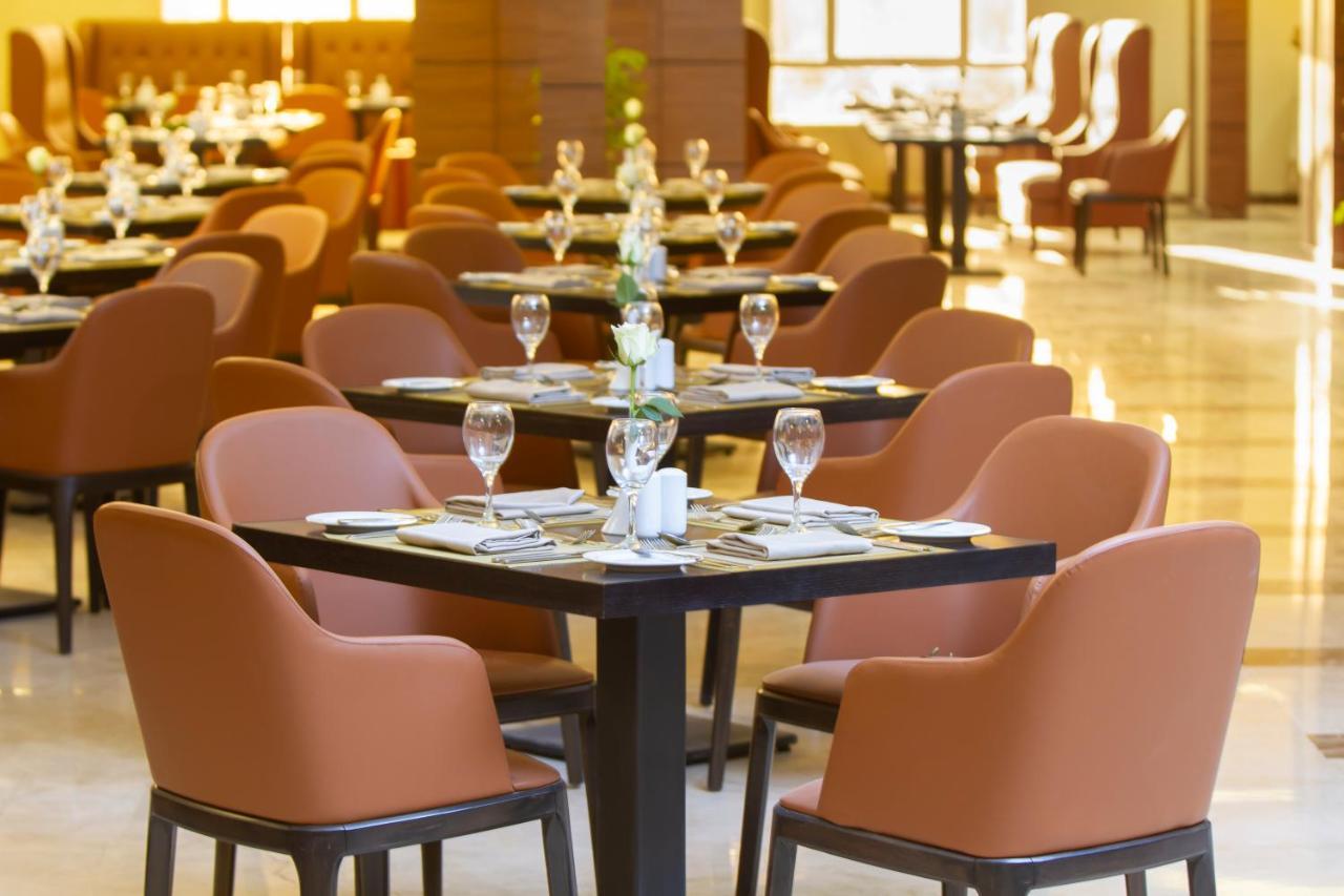 Swiss Spirit Hotel & Suites Al Baha Buitenkant foto