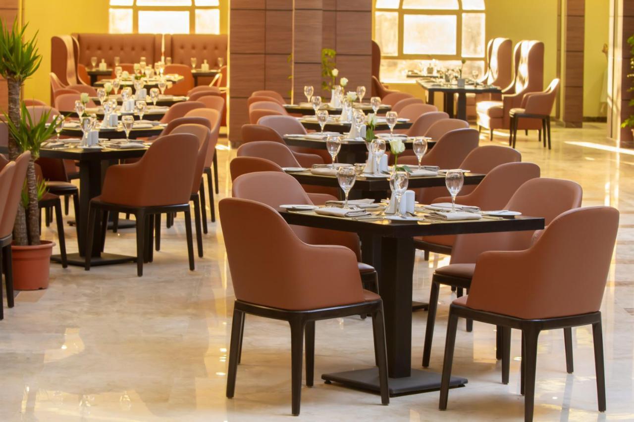 Swiss Spirit Hotel & Suites Al Baha Buitenkant foto